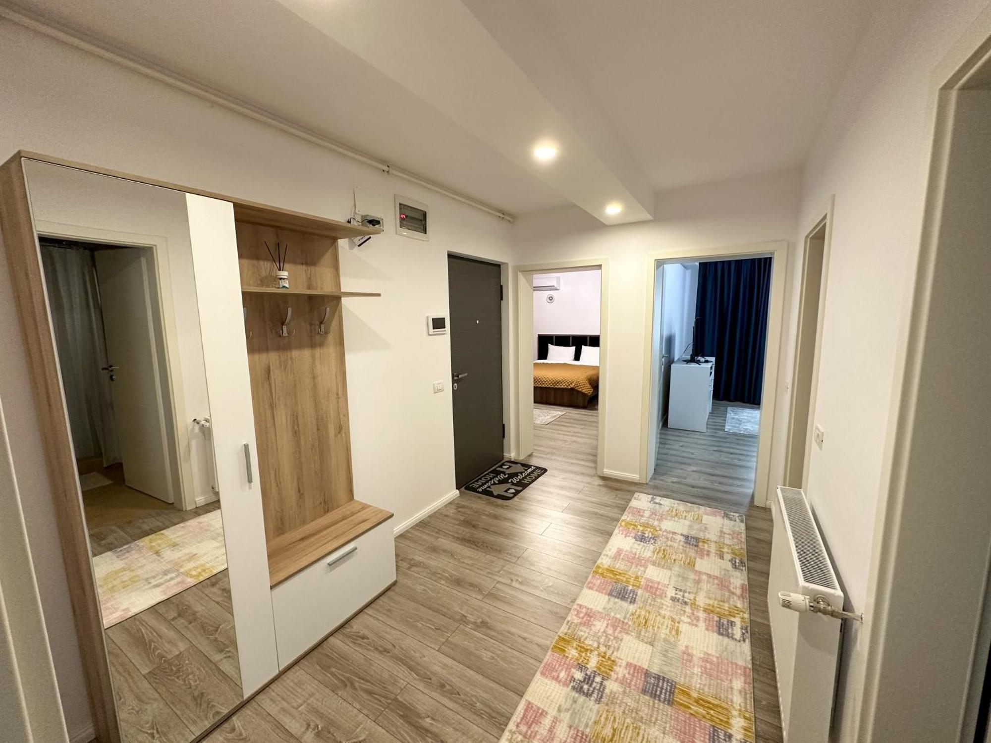 Zim Family Airport Apartment Otopeni Exterior photo