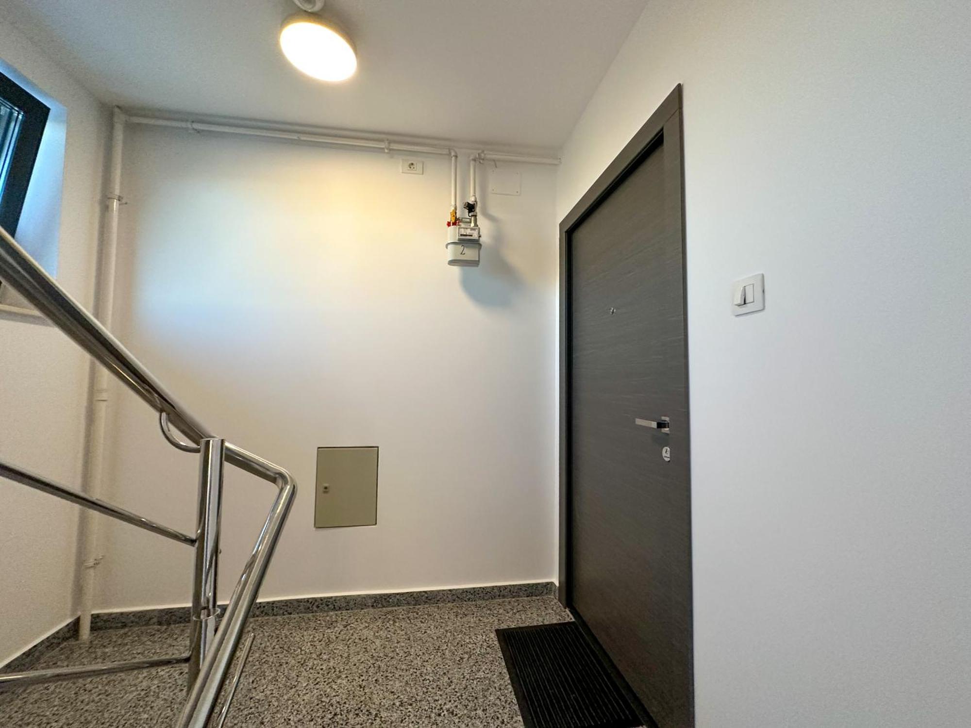 Zim Family Airport Apartment Otopeni Exterior photo